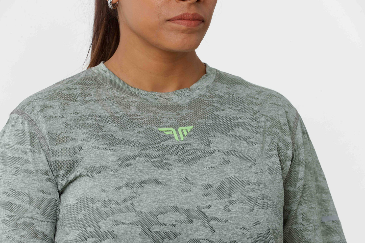 Women's Jacqaurd Workout/Training Tee - Grey
