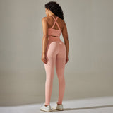 Aveline Performance Set