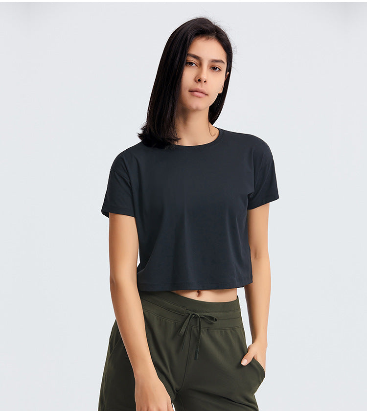 NOVAÉ Crop Top