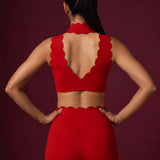 Scallopé High-Neck padded Sports Bra