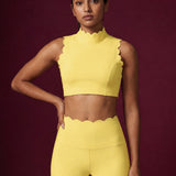 Scallopé High-Neck padded Sports Bra