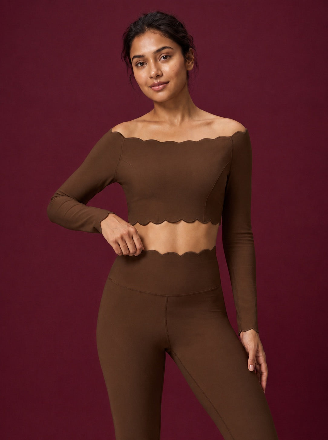 Scallopé Off-Shoulder Long Sleeve padded Crop Top