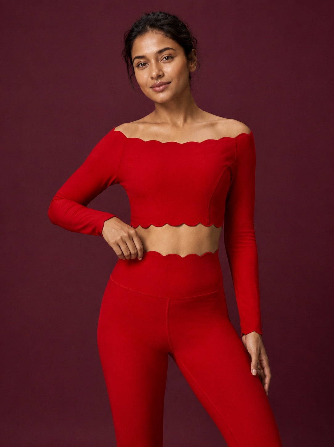 Scallopé Off-Shoulder Long Sleeve padded Crop Top
