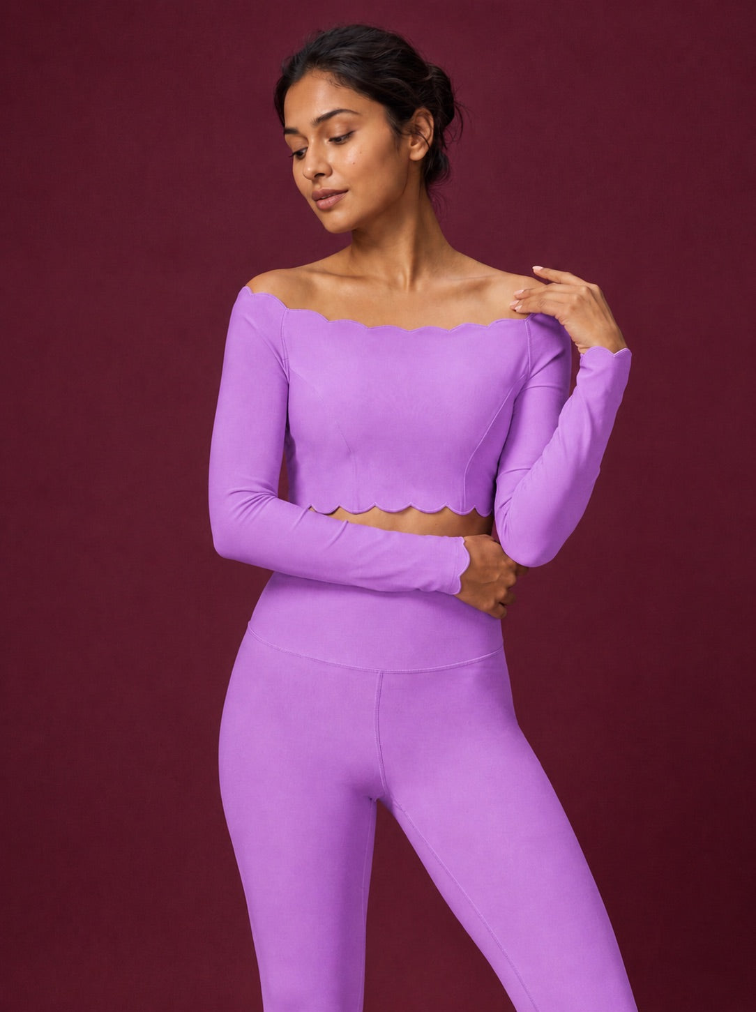 Scallopé Off-Shoulder Long Sleeve padded Crop Top