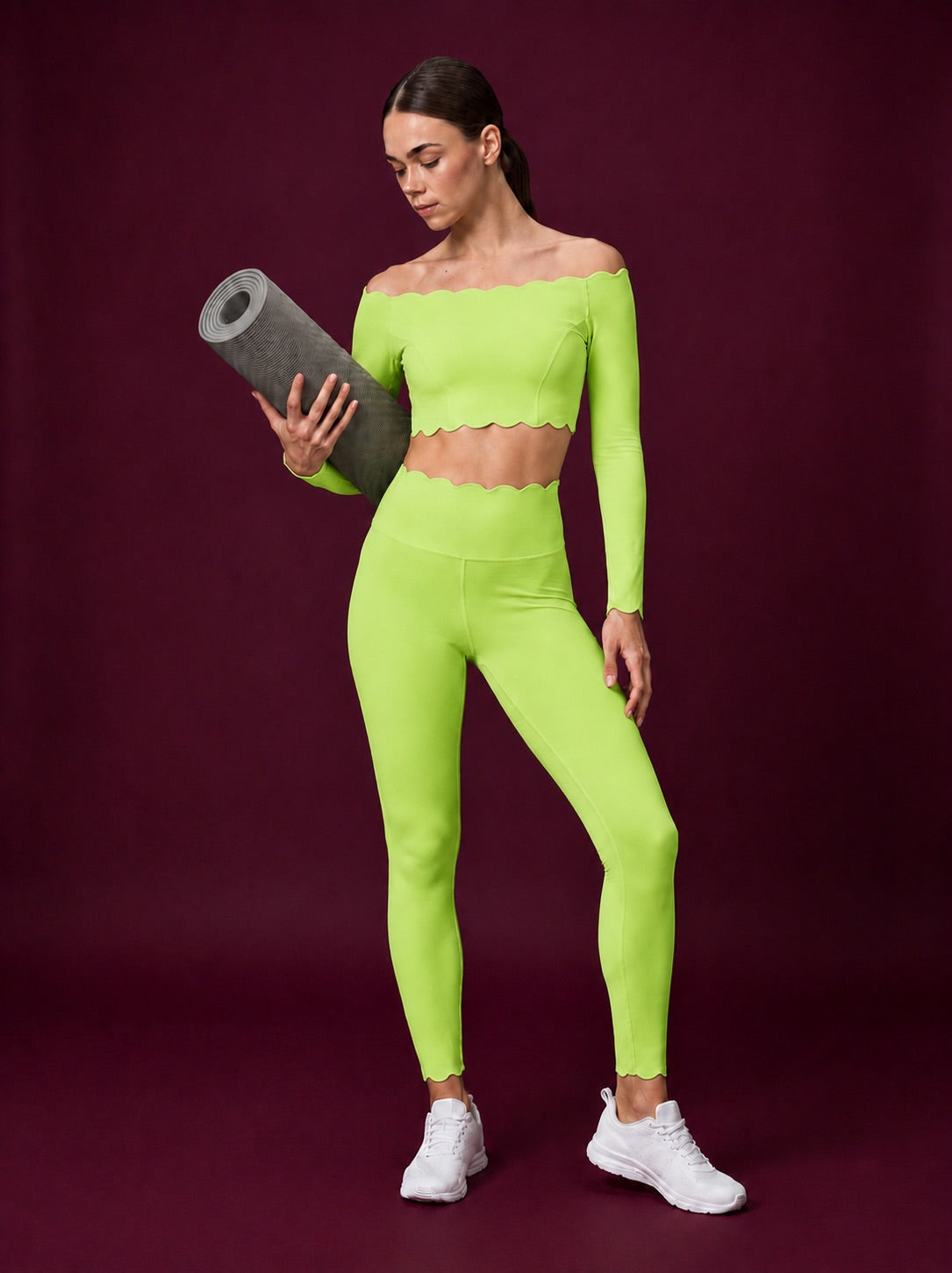 Scallopé High-Waist Leggings